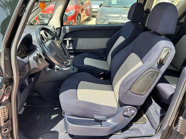 PEUGEOT 1007 SPORTY 1.6 AUTO SPANISH LHD IN SPAIN 82000 MILES SUPERB 2009